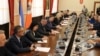 Član Predsjedništva BiH Milorad Dodik, predsjednica RS Željka Cvijanović, predsjednik i ministri u Vladi RS, te predstavnici političkih partija vlasti i opozicije u Republici Srpskoj na sastanku u Banjaluci 12. februara