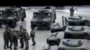 Kosovë: ushtarë të FSK-së, pranë autoblindeve të tyre ushtarake 