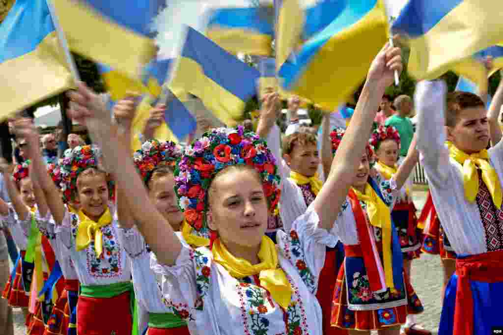 Українські діти на фестивалі культури у Німеччині, 27 червня 2014 року