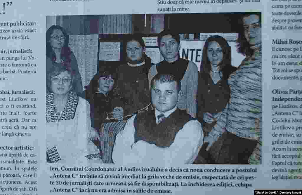 "Ziarul de Gardă", 8 februarie 2007, fosta echipă a postului de radio Antena C, în centru: actualul ministru al Mediului Valeriu Munteanu