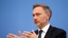 Раніше газета Bild повідомляла, що Лінднер рекомендував провести дострокові вибори як вихід із бюджетного глухого кута, а Шольц відхилив цю пропозицію