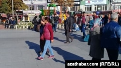 Stambuldaky türkmen migrantlary, noýabr, 2017.