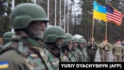Президент Володимир Зеленський зазначив: «Україна не відмовляється від НАТО, а гарантії безпеки діятимуть на шляху України до Альянсу» (фото ілюстраційне)