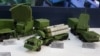 Макети пускової установки ЗРК С-400. Архівне фото