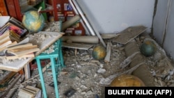 Також російські обстріли пошкодили 2663 навчальних заклади, 326 з них повністю зруйновані