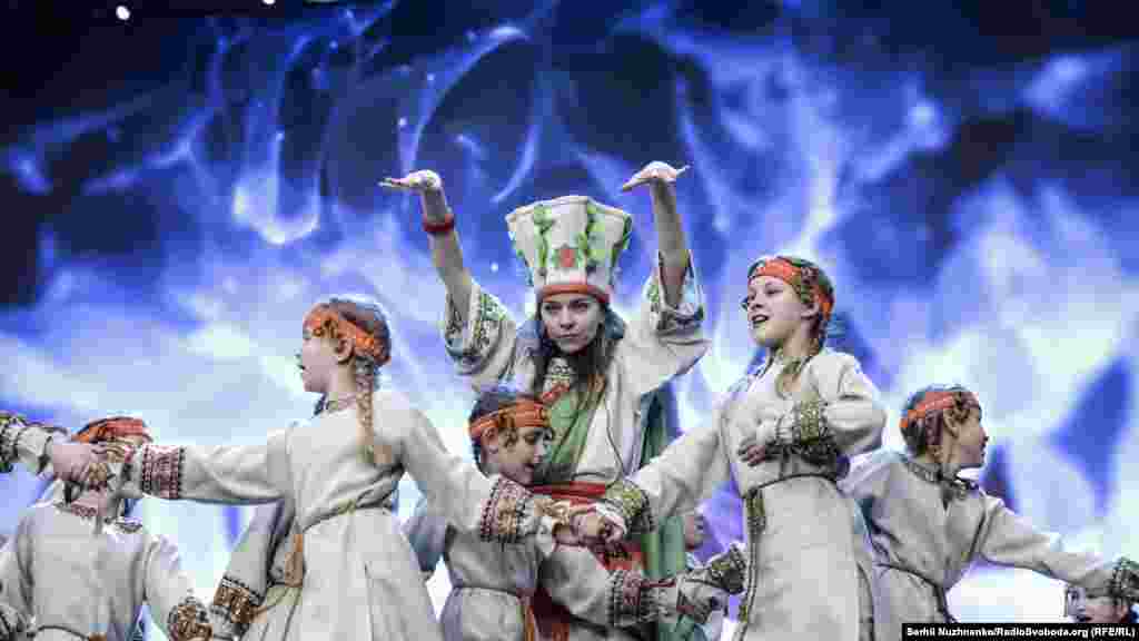 Дитячий гурт «Зернятко» під час відкриття Eurovision Village у Києві, 4 травня 2017 року ПЕРЕГЛЯНЬТЕ ФОТОГАЛЕРЕЮ