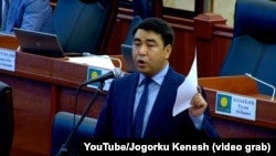 Кандидат от партии «Ата Мекен» Жанарбек Акаев.