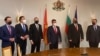Архивска фотографија-Македонската делегација предводена од премиерот Зоран Заев со бугарскиот премиер Бојко Борисов во Софија пред почетокот на Самитот на Берлинскиот процес, 10 ноември 2020
