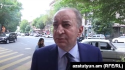 Հանրային ծառայությունները կարգավորող հանձնաժողովի նախկին նախագահ Ռոբերտ Նազարյան