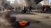 Eýranyň Isfahan şäherinde protestçiler magistral ýoluny petiklediler. 16-njy noýabr, 2019 ý. 