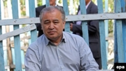 Омурбек Текебаев