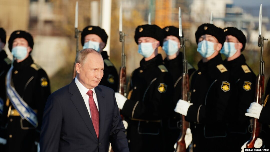Президент Росії Володимир Путін під час візиту до окупованого Криму. Непідконтрольний Україні Севастополь, 4 листопада 2021 року