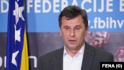 Фадил Новалиќ