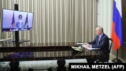 Ике ил башлыгының видеоэлемтә аша сөйләшүе
