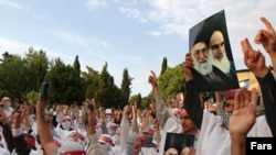ثبت نام از داوطلبان عملیات استشهادی در ایران به مدت چند روز ادامه خواهد داشت. (عکس: فارس)