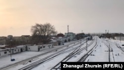 Шалқар қаласының теміржол торабы. Ақтөбе облысы, 28 қаңтар 2018 жыл. Көрнекі сурет.