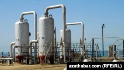 Türkmenistan öz tebigy gaz rezerwleriniň anyklanan möçberiniň 25 trillion kub metre golaýdygyny resmi derejede yglan edýär. 