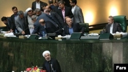 حسن روحانی، رییس جمهوری ایران، در نخستین جلسه بررسی صلاحیت کابینه پیشنهادی خود به مجلس