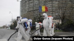 Numărul cazurilor de Covid-19 a scăzut duminică, dar și numărul de teste efectuate.