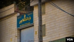 رئیس سازمان زندان‌های ایران می‌گوید در ایران زندانی سیاسی وجود ندارد.