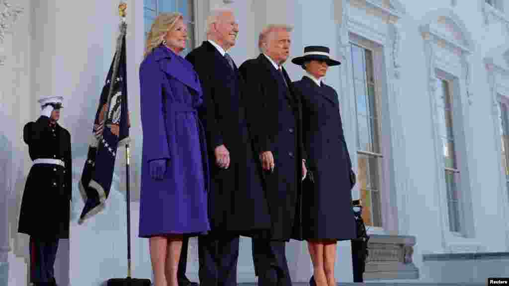 Donald Trump megválasztott amerikai elnök és felesége, Melania Trump Joe Biden amerikai elnökkel és Jill Biden first ladyvel 2025. január 20-án Washingtonban