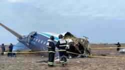 Diňle: Türkmenler azeri halkyna duýgudaşlyk bildirýär, uçar heläkçiligi boýunça halkara derňewini nygtaýar

