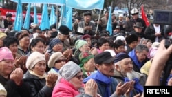 Парламенттик шайлоо алдындагы үгүт өнөктүгү соңуна чыгууда.