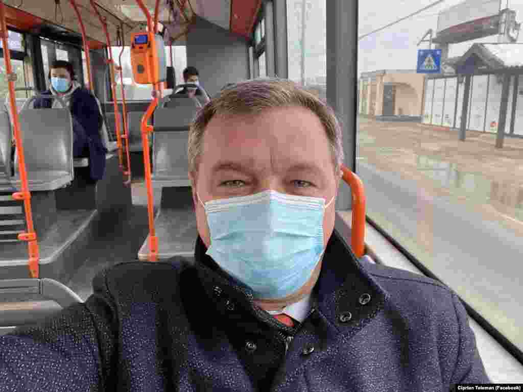 Ciprian Teleman kutatási, innovációs és digitalizációért felelős miniszter buszozott.