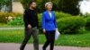 Președintele Comisiei Europene, Ursula von der Leyen, și președintele Ucrainei, Volodimir Zelenski, Kiev, 9 mai.