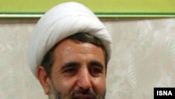 مجتبی ذوالنور می گويد: «اگر رای عدم کفايت سياسی احمدی نژاد در اين مجلس مطرح می شد، بالاترين رای عدم اعتماد تاريخ را می گرفت.»
