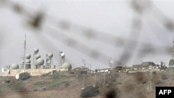منطقه جولان بخشی از خاک سوریه که اکنون در اختیار اسراییل است موضوع مهمی در بروز بحران میان دو کشور است
